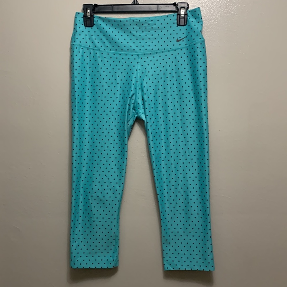 Nike polka dot workout Capri size Medium